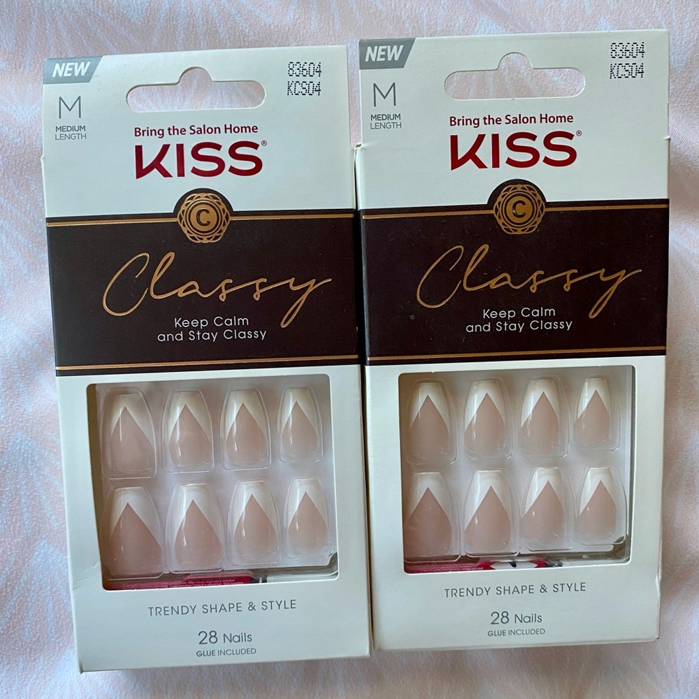 KISS Classy Medium Length Nude Nails